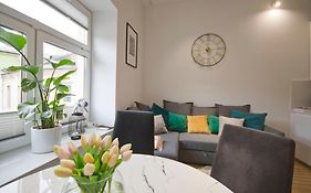 Apartament CALM Przy Rynku z klimatyzacją i parkingiem